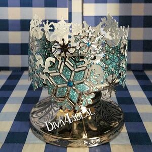 Bath & Body Works STAINED GLASS SNOWFLAKE 3-Wick Candle Holder